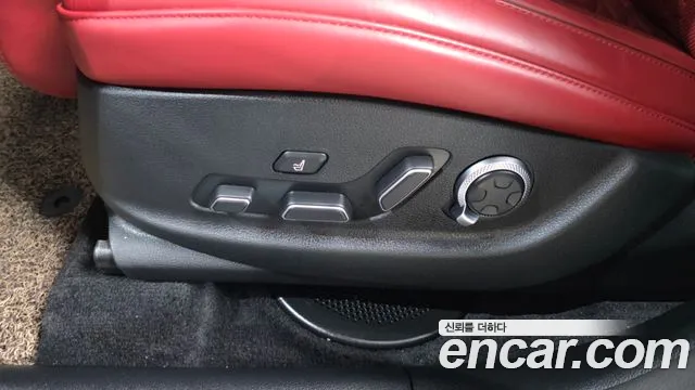 Genesis GV80 — Фото автомобиля 26