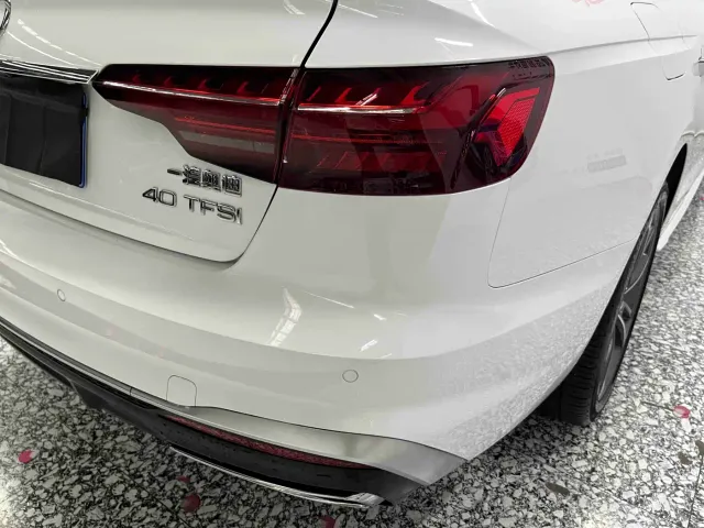 Audi A4L — Фото автомобиля 19