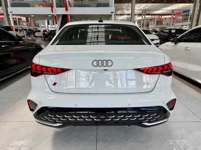 Audi A3 — Фото автомобиля 4