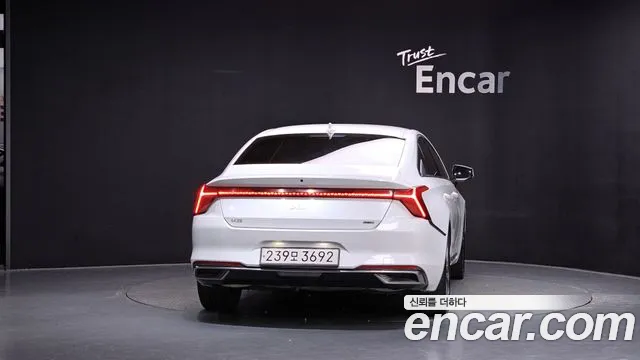 Kia K8 K8 Hybrid — Фото автомобиля 4
