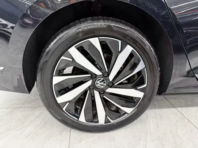 Volkswagen Passat — Фото автомобиля 22