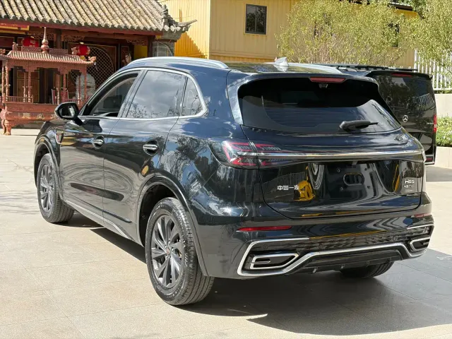 Hongqi HS5 — Фото автомобиля 14