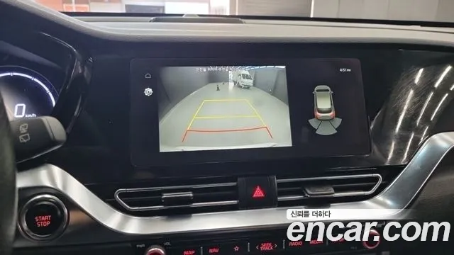 Kia Niro — Фото автомобиля 10