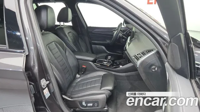 BMW X3 xDrive 20i M Sport Pro — Фото автомобиля 11