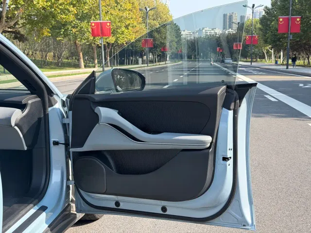 Nio ET5 Touring — Фото автомобиля 11