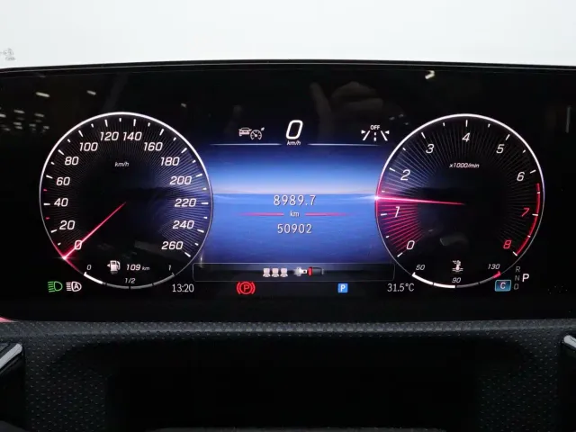 Mercedes-Benz A-Class — Фото автомобиля 13