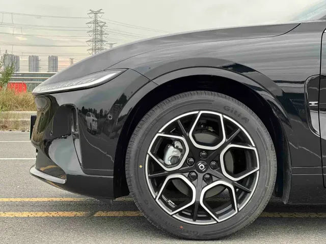 Changan Qiyuan A07 — Фото автомобиля 8
