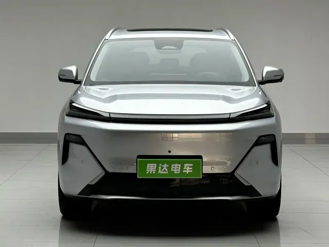 Geely Galaxy Starship 7 EM-i — Фото автомобиля 2