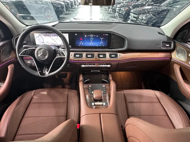 Mercedes-Benz GLS-Class — Фото автомобиля 9