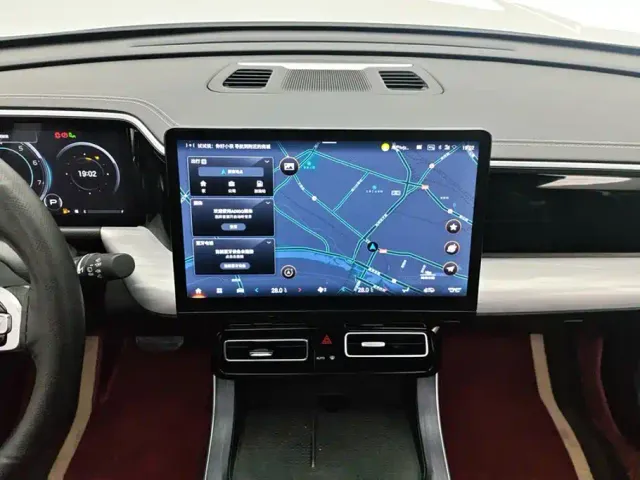 GAC Trumpchi GS8 — Фото автомобиля 13