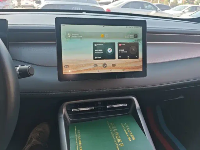 BYD Qin PLUS — Фото автомобиля 12