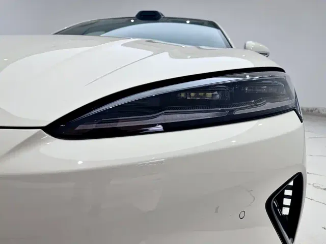 BYD Seal 07 DM-i — Фото автомобиля 9