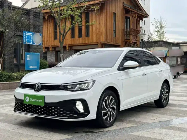 Фотография автомобиля — Volkswagen Lavida