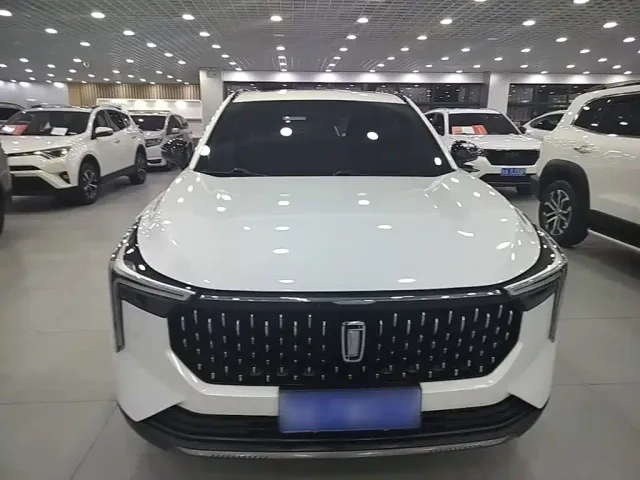 Bestune T55 — Фото автомобиля 2