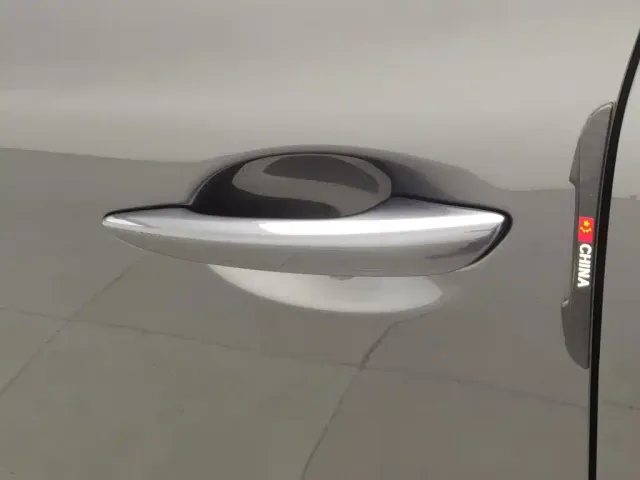 Mazda Axela — Фото автомобиля 18