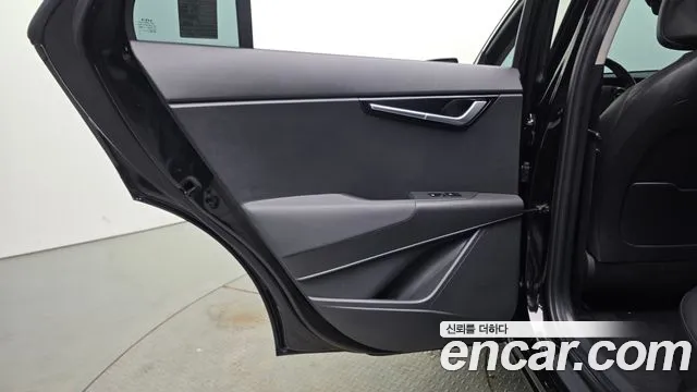 Kia Niro The All New Niro Prestige — Фото автомобиля 25