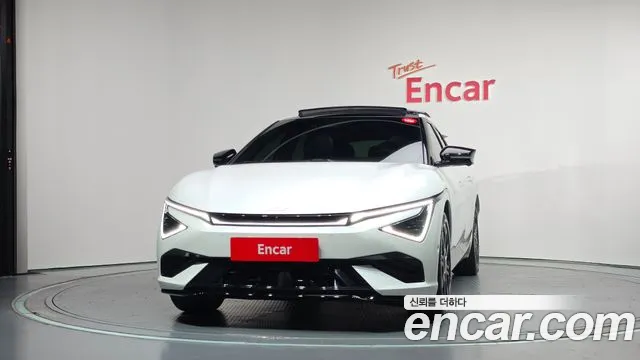 Kia EV6 EV6 (New) — Фото автомобиля 3