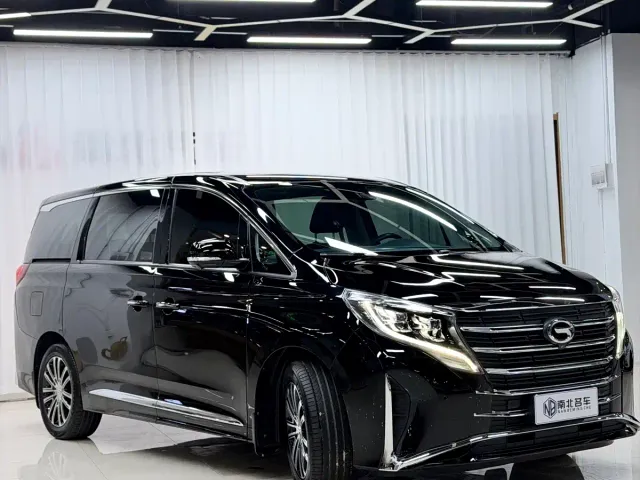 GAC Trumpchi Trumpchi M8 2023 Leading Series 390T Prestige Edition — Фото автомобиля 3