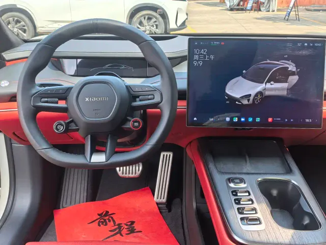 Xiaomi SU7 — Фото автомобиля 12