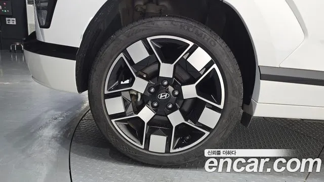 Hyundai Kona — Фото автомобиля 5