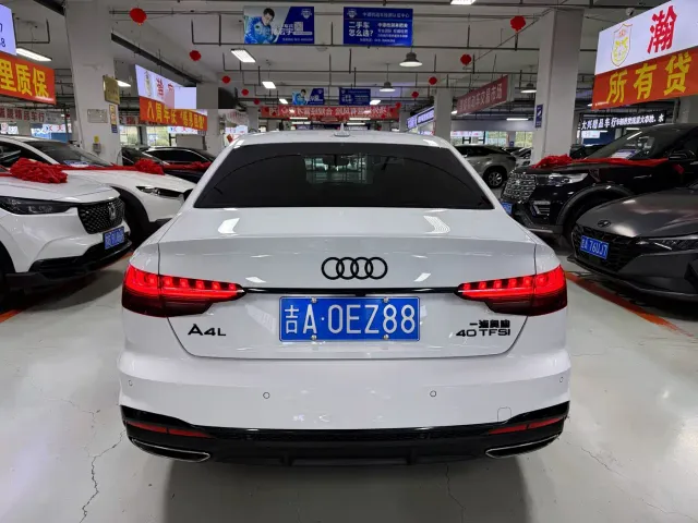 Audi A4L — Фото автомобиля 5
