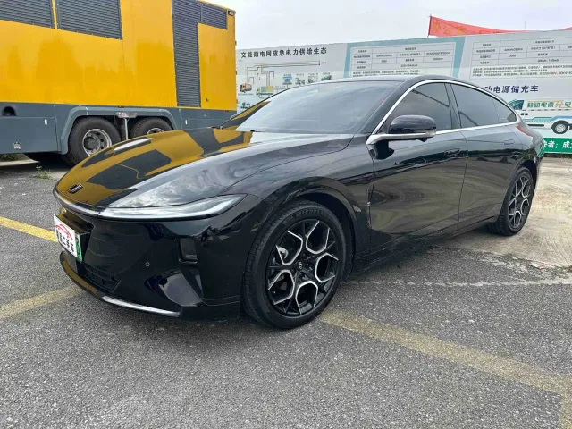 Changan Qiyuan A07 — Фото автомобиля 2