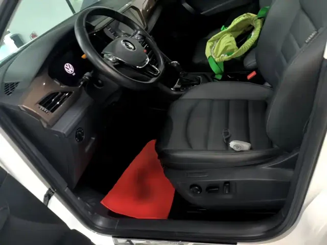 Volkswagen Tharu — Фото автомобиля 14