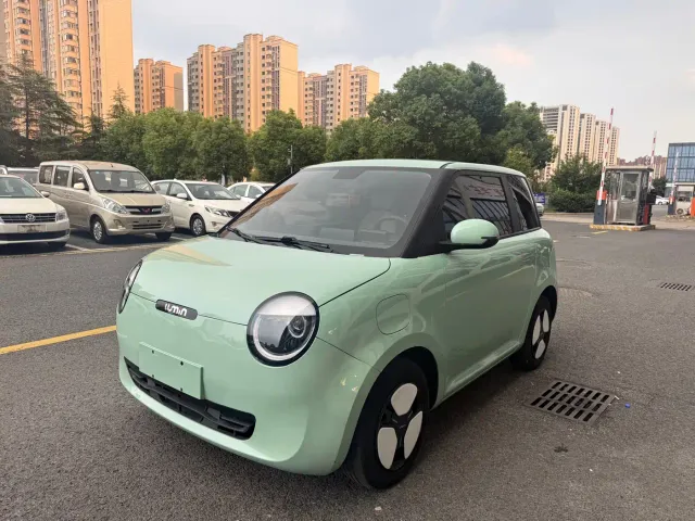 Фотография автомобиля — Changan Lumin