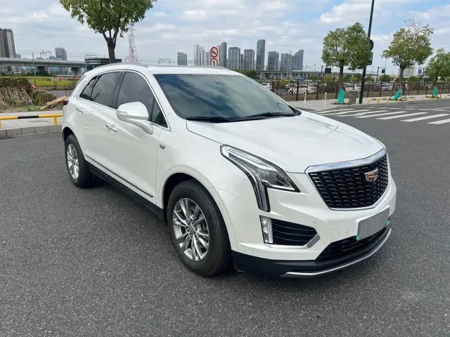 Cadillac XT5 — Фото автомобиля 2