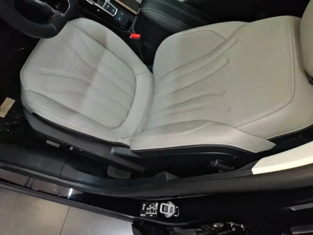 Ford Escape — Фото автомобиля 14