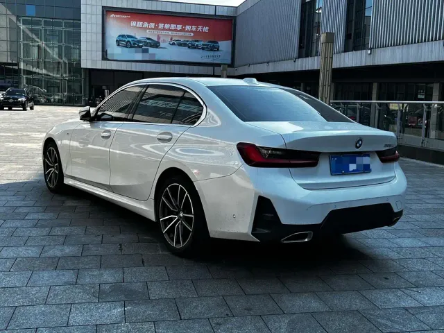 BMW 3 Series — Фото автомобиля 14