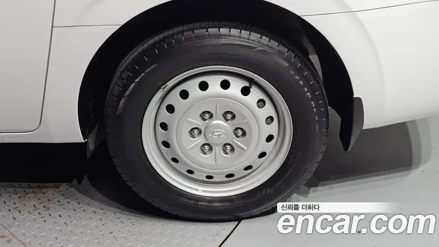 Hyundai Staria — Фото автомобиля 21