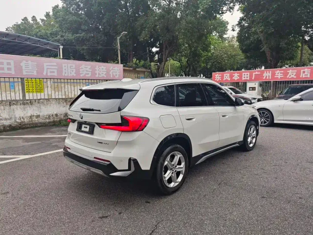 BMW X1 — Фото автомобиля 4