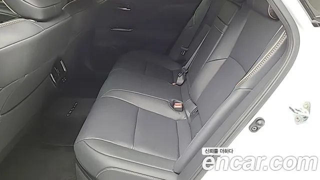 Toyota Crown — Фото автомобиля 11