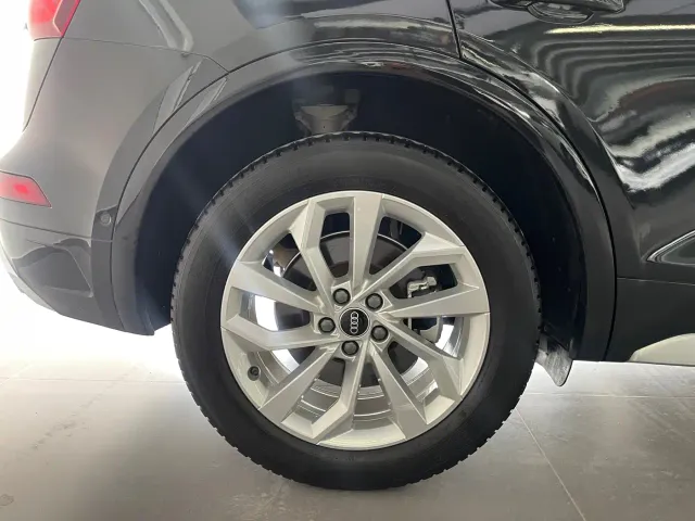 Audi Q5L — Фото автомобиля 30
