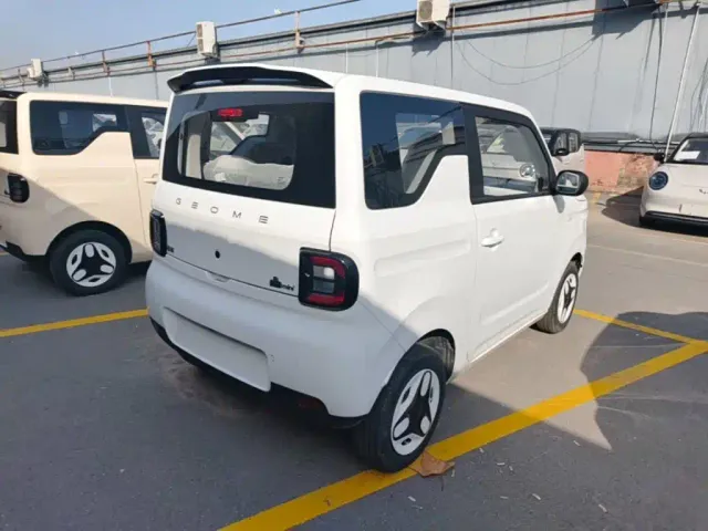 Geely Panda — Фото автомобиля 6