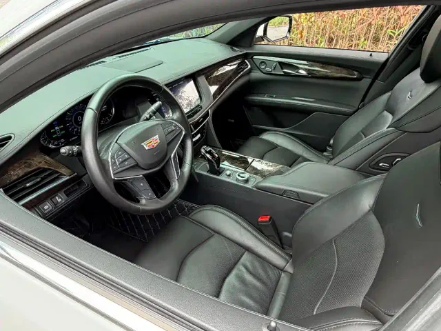 Cadillac CT6 — Фото автомобиля 16
