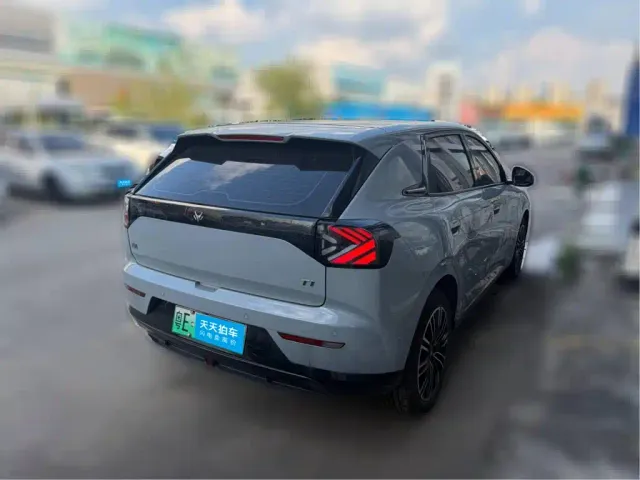 Arcfox T1 — Фото автомобиля 2
