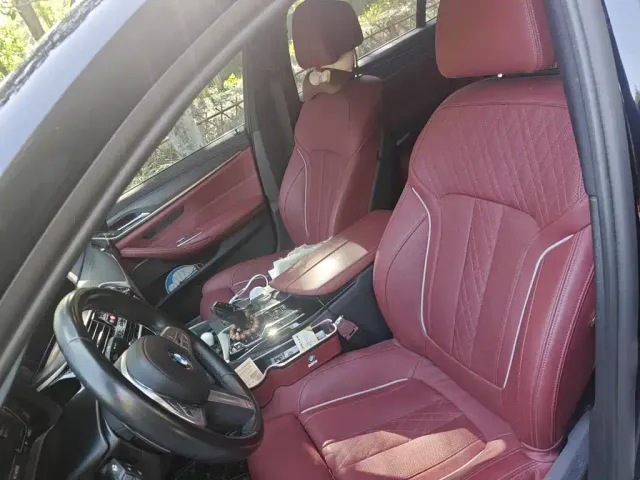 BMW 5 Series — Фото автомобиля 11