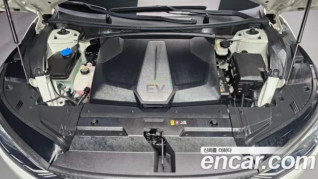 Kia EV6 — Фото автомобиля 6