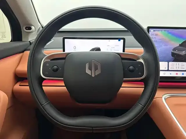 Leapmotor C16 — Фото автомобиля 11