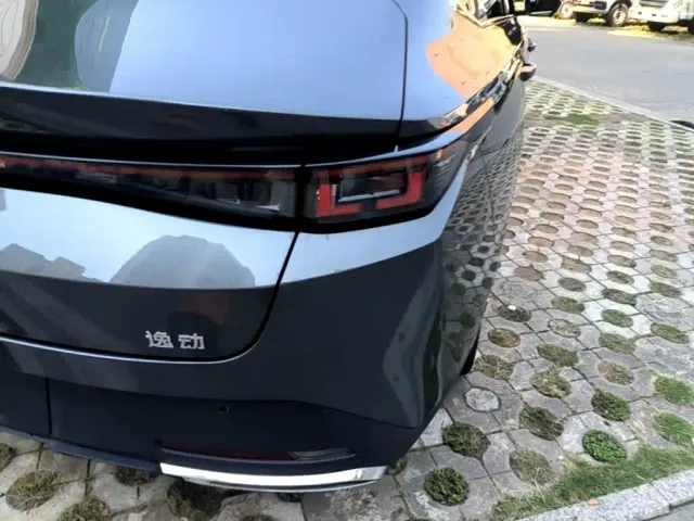 Changan Eado — Фото автомобиля 7