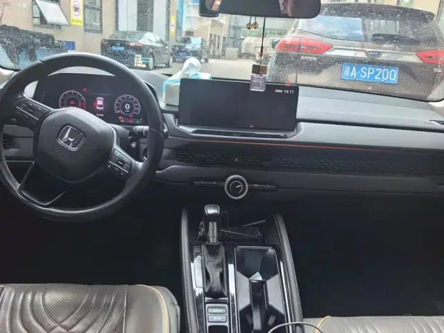 Honda Accord — Фото автомобиля 13