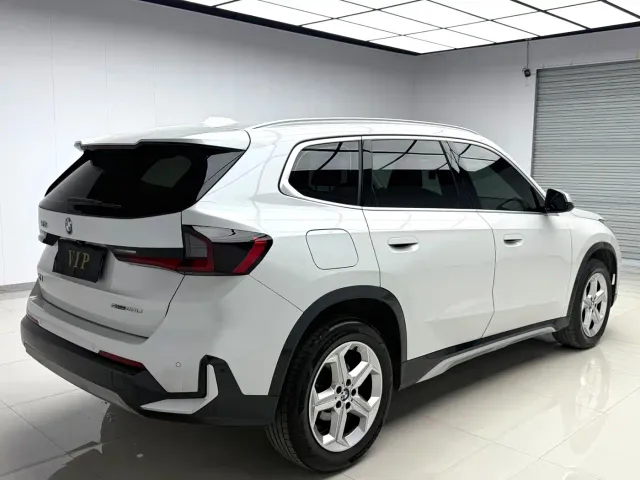 BMW X1 — Фото автомобиля 7