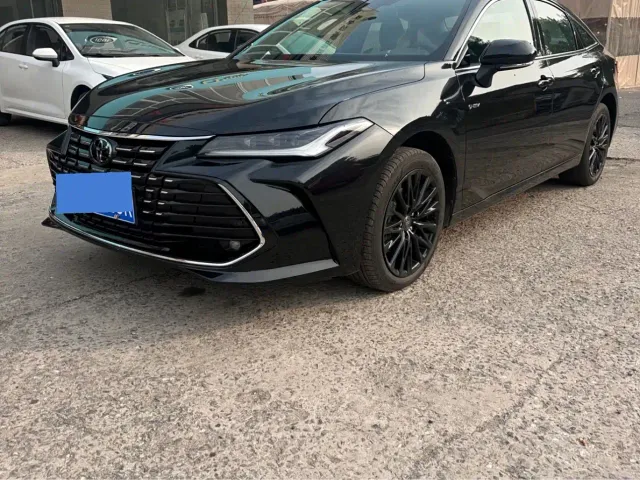 Фотография автомобиля — Toyota Avalon
