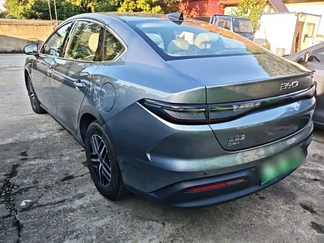BYD Seal 05 DM-i — Фото автомобиля 4