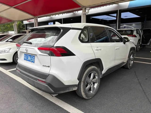 Toyota RAV4 Rongfang 2021 2.0L CVT 2WD Trend PLUS — Фото автомобиля 9