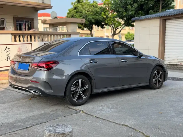 Mercedes-Benz A-Class — Фото автомобиля 4