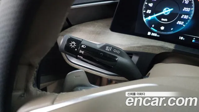 Kia K8 Hybrid — Фото автомобиля 28