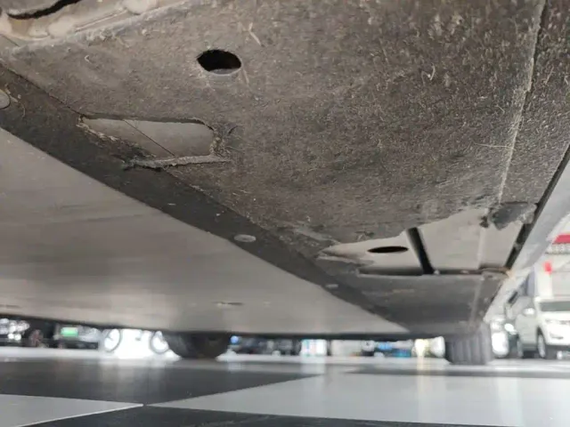 Li Auto MEGA — Фото автомобиля 21